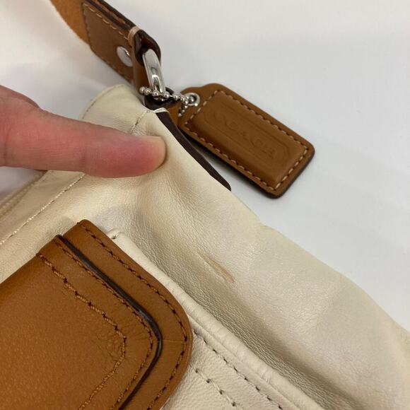 COACH F45012 WHTIE, BROWN SMALL LEATHER CROSSBODY BAG ASIS - Picture 4 of 15